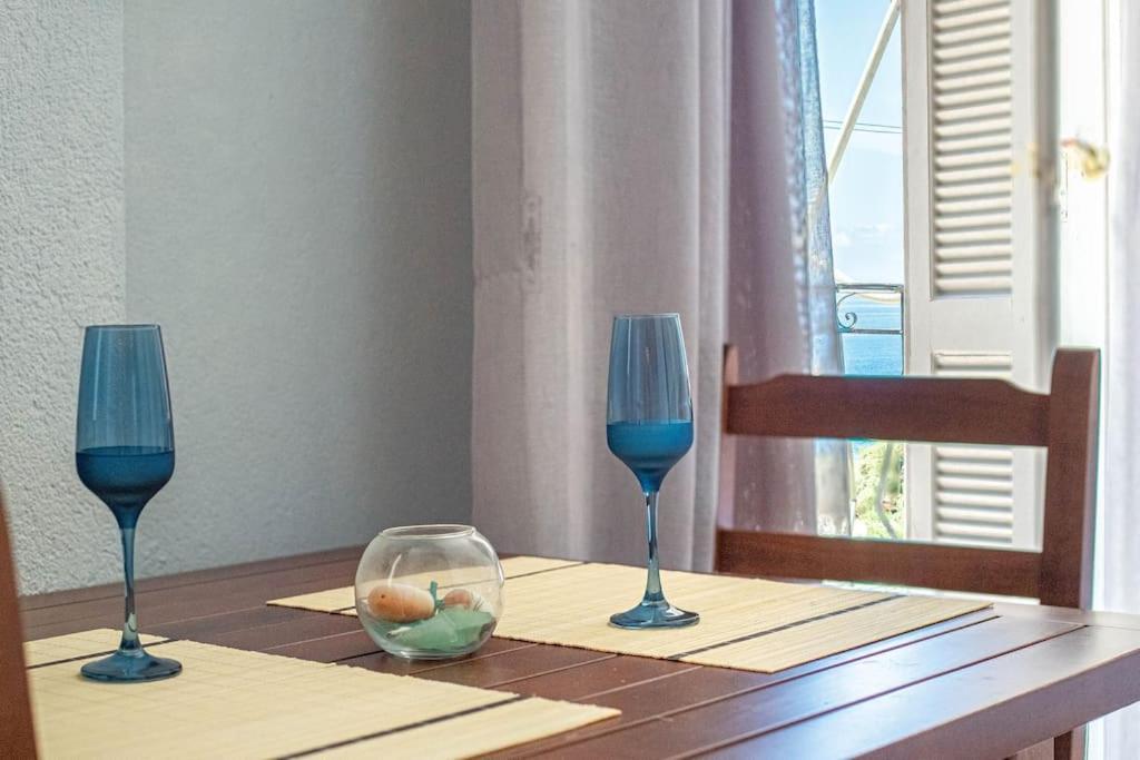 Appartement Blue Maraci 2 - Sea View, Kitchen, Beach Access à Himarë Extérieur photo